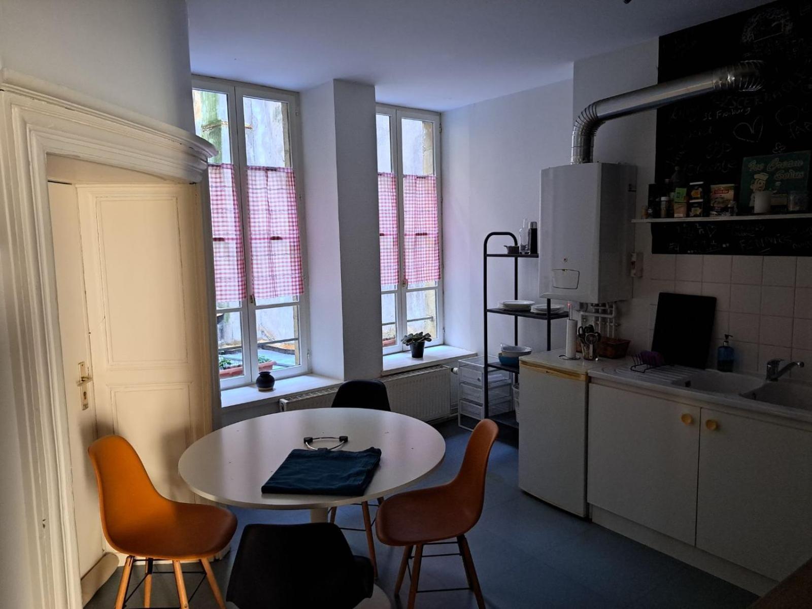 Ferienwohnung Le Logis Des Dames Sedan Exterior foto